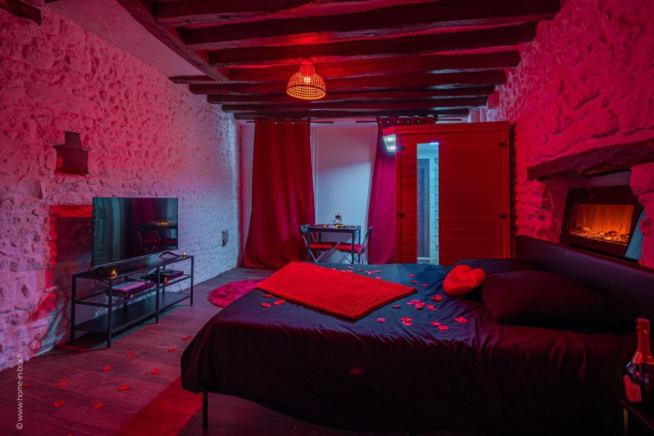 Étampes Love Room - Sauna - Secret Suite Au Calme المظهر الخارجي الصورة